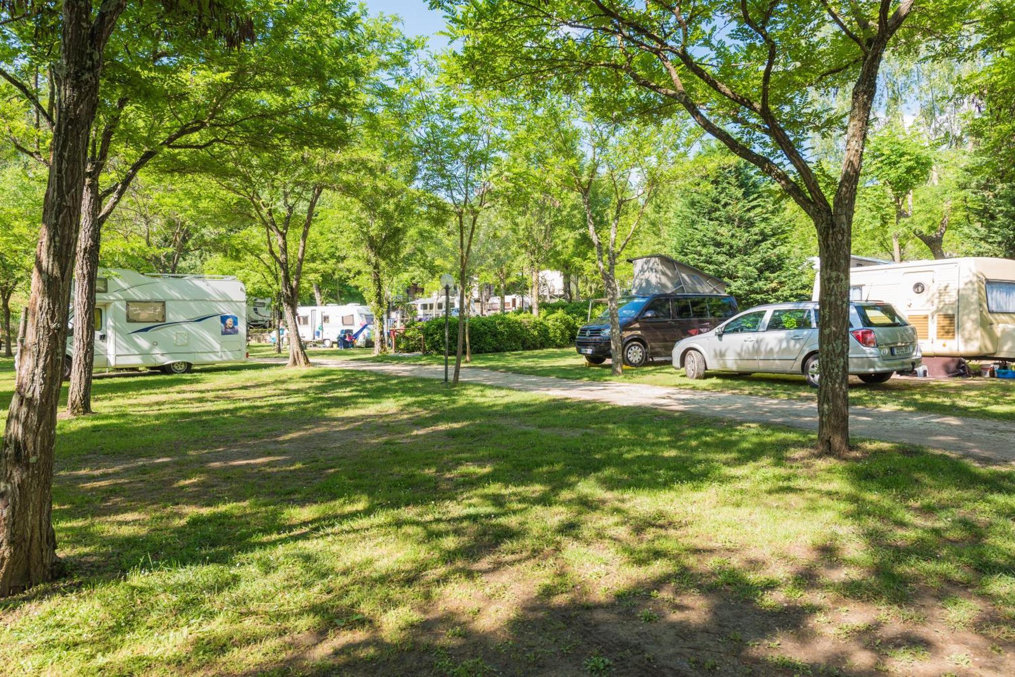Camping Village Il Poggetto 트로기 외부 사진